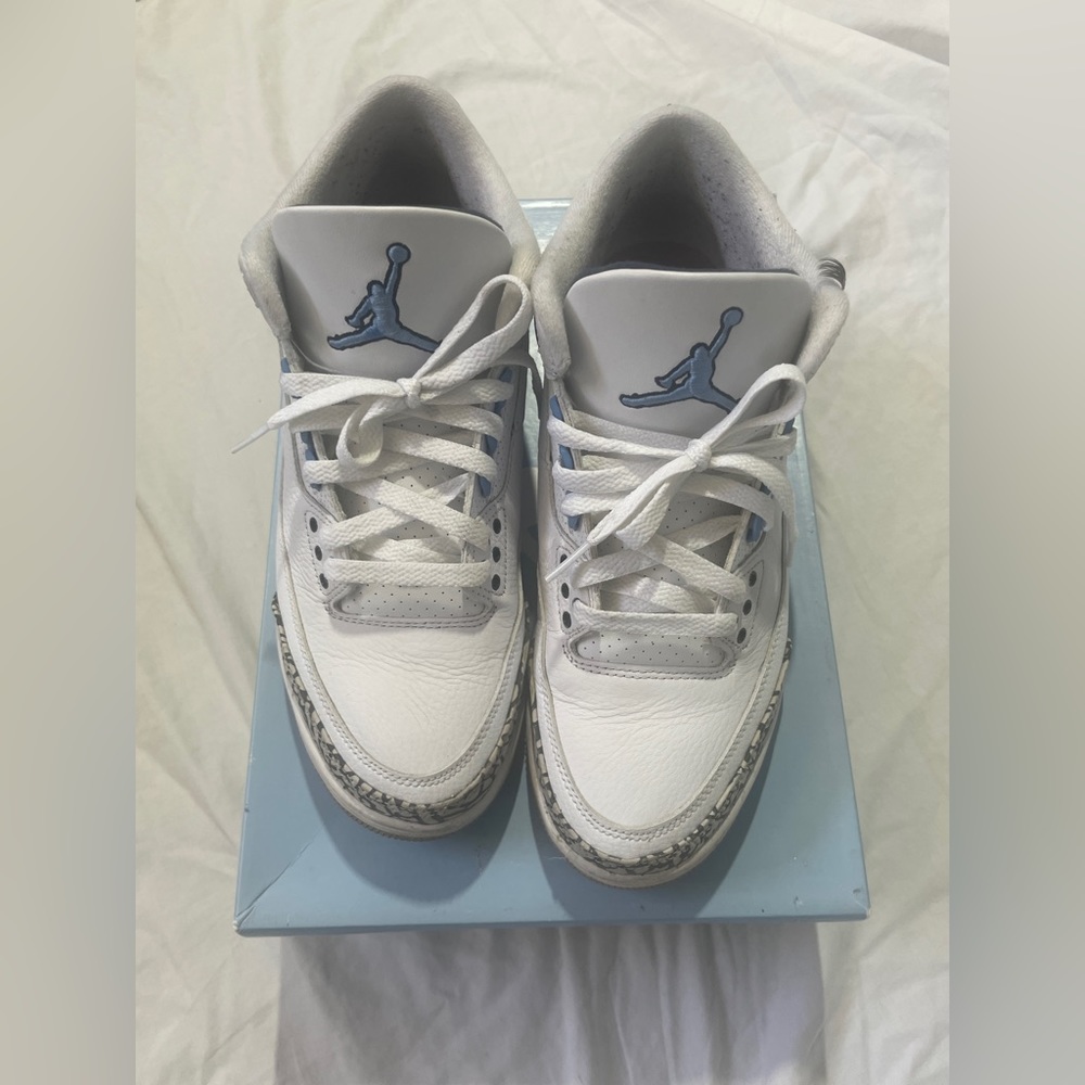 JORDAN 3 UNC